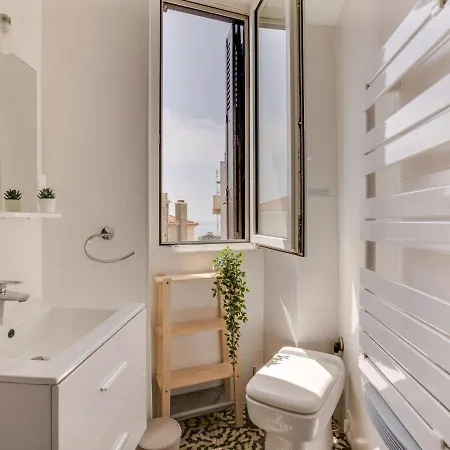 Roche Ronde By Interhome Биарриц